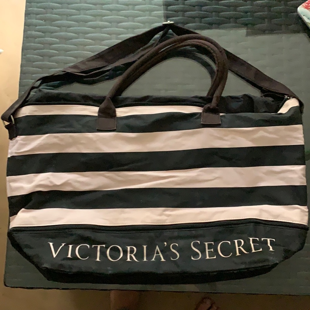 Vs overnight bag